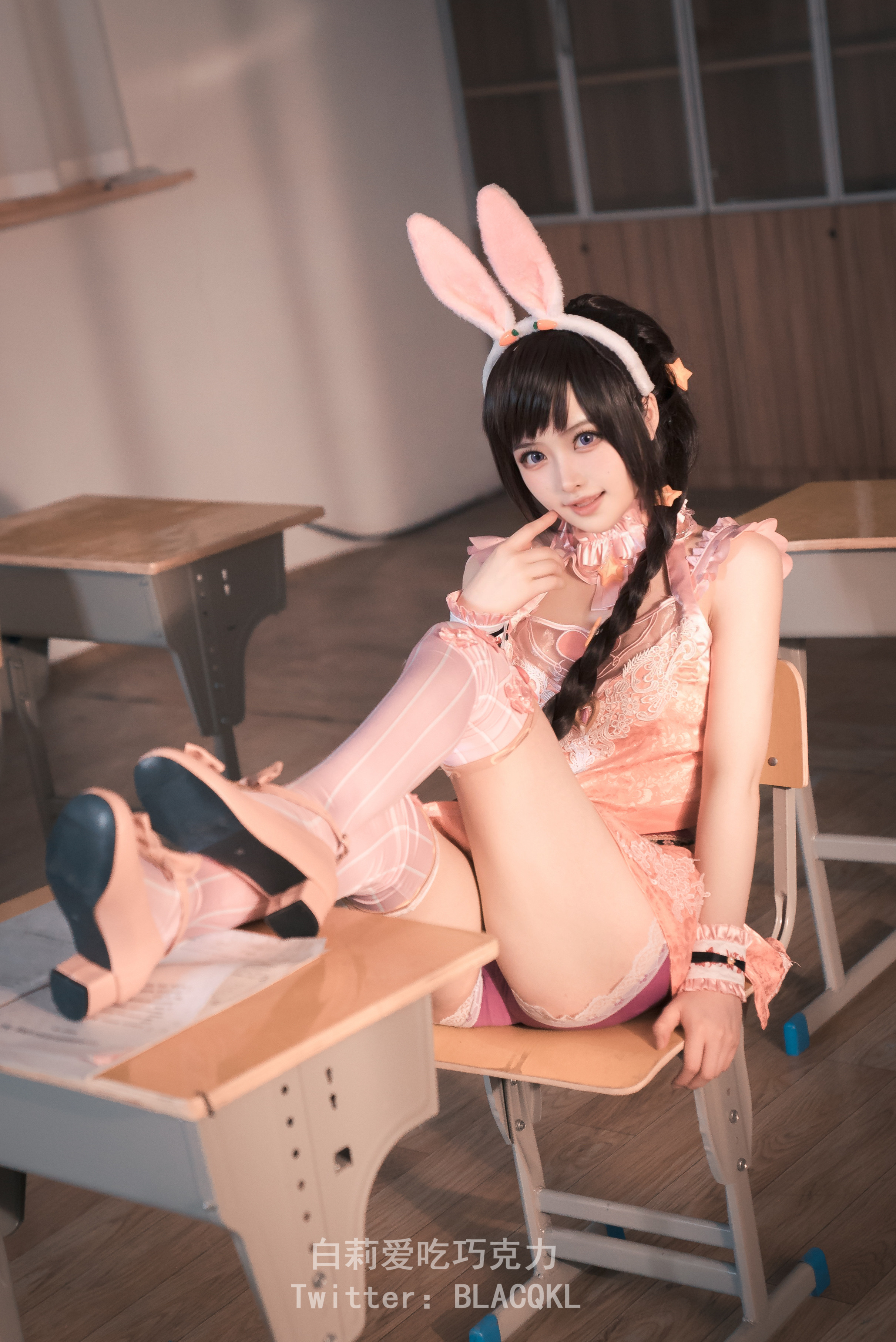 甜到灵魂震颤的白莉爱吃巧克力，白莉爱吃巧克力cos 14套合集下载-[11.59G]-死宅屋-集真社