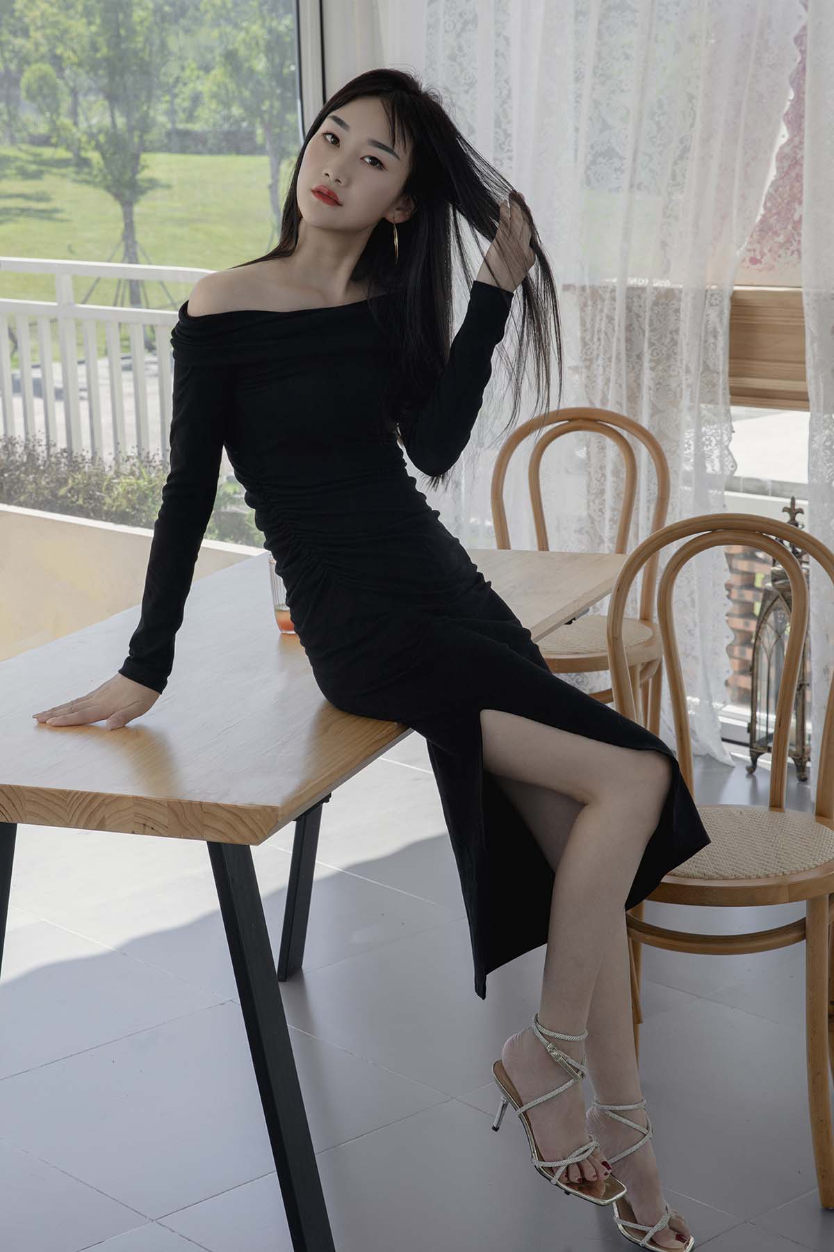 10001.jpg 10001.jpg