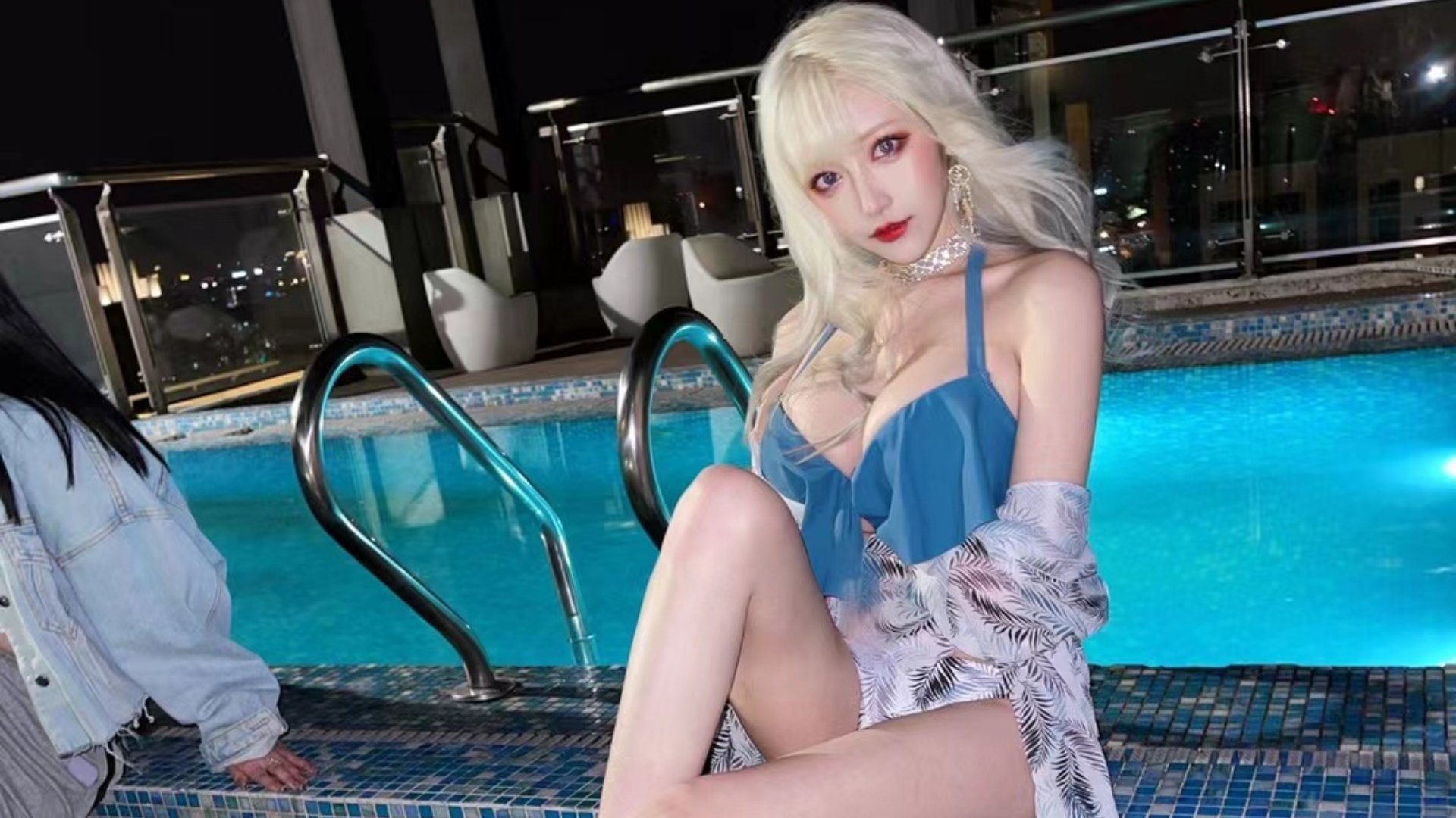 啾小妍的泳装风情,青春与夏日的交响曲