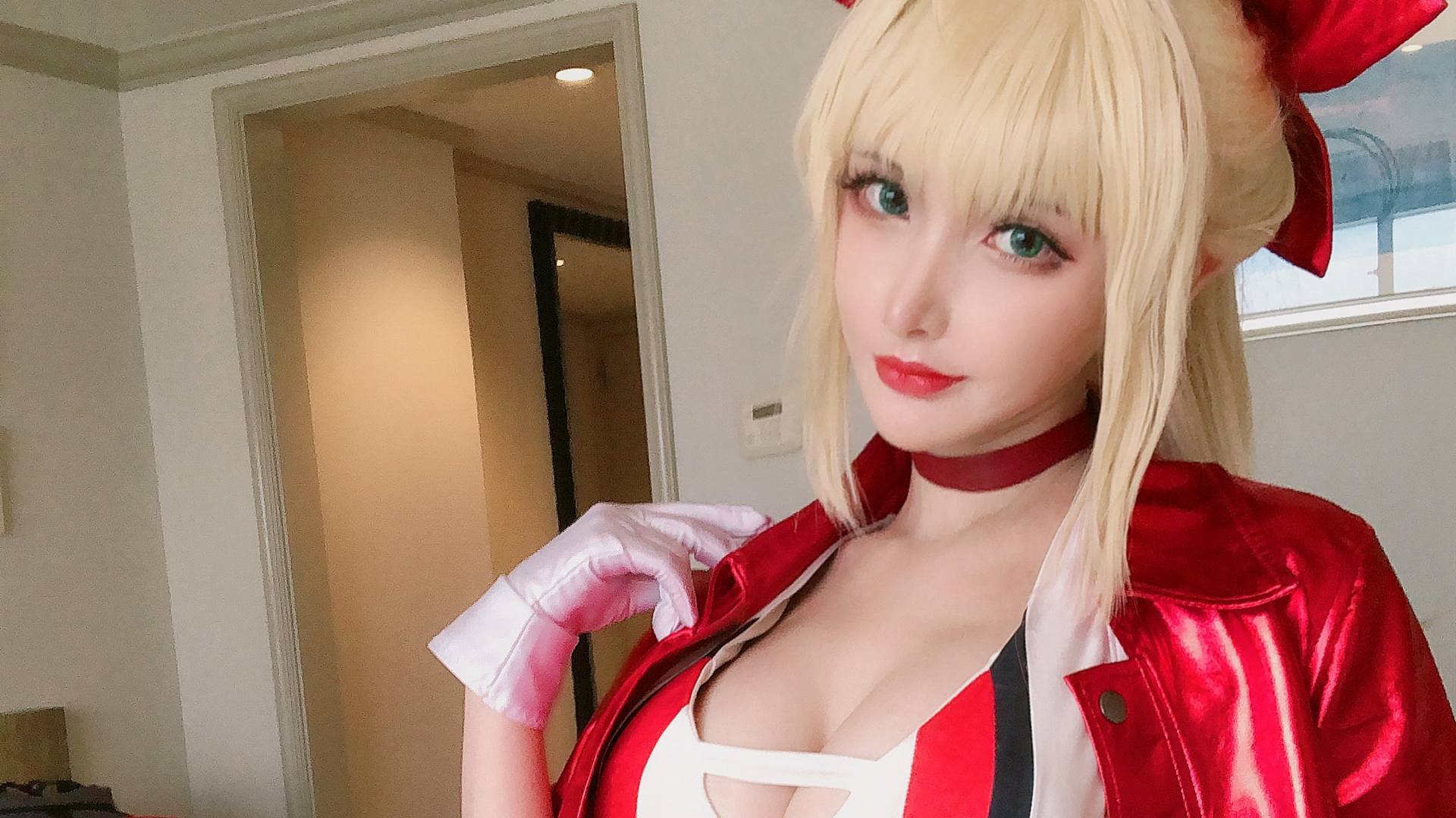 在下萝莉控ii cos银发闪电，时尚战场上的女武神，清扬马尾的勇敢告白