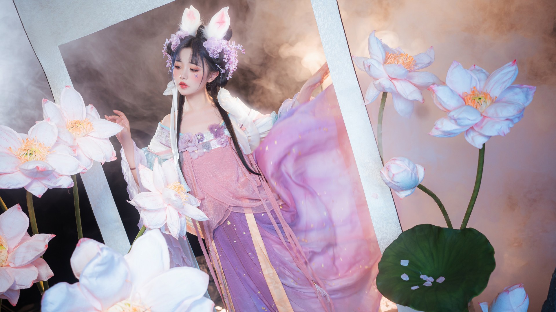 喵小吉cos诠释古典美的现代魅力,送给绅士们的美丽礼物