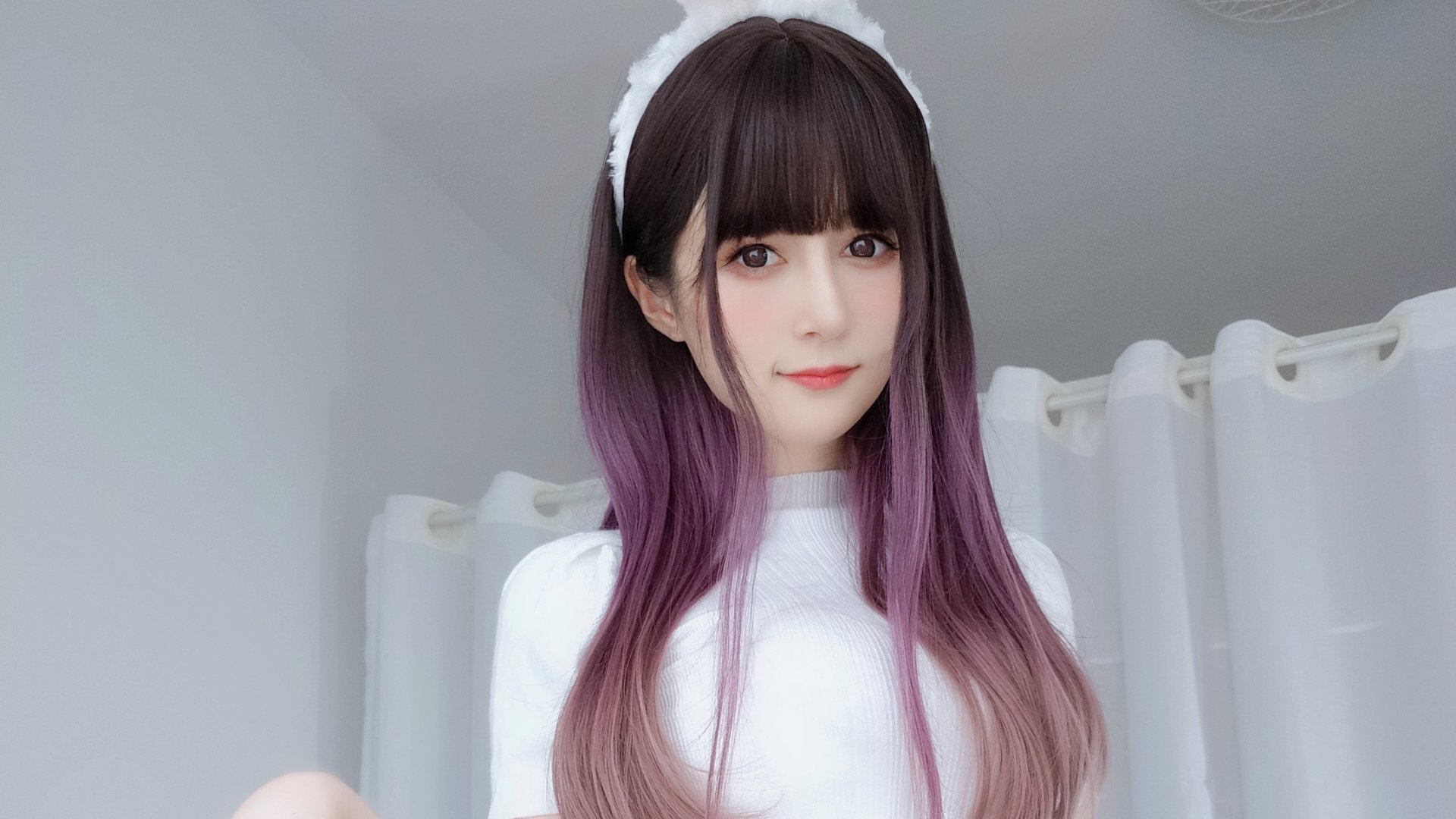 白银81化身为紫发兔耳萌娘在线邀宠，白银81最新图集免费在线预览