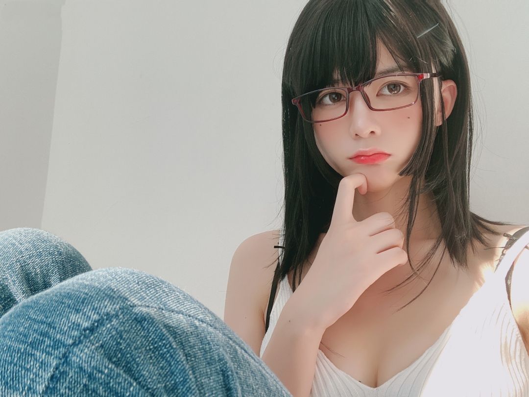 眼酱大魔王W写真图片集套图[105套][13.4GB]合集网盘下载