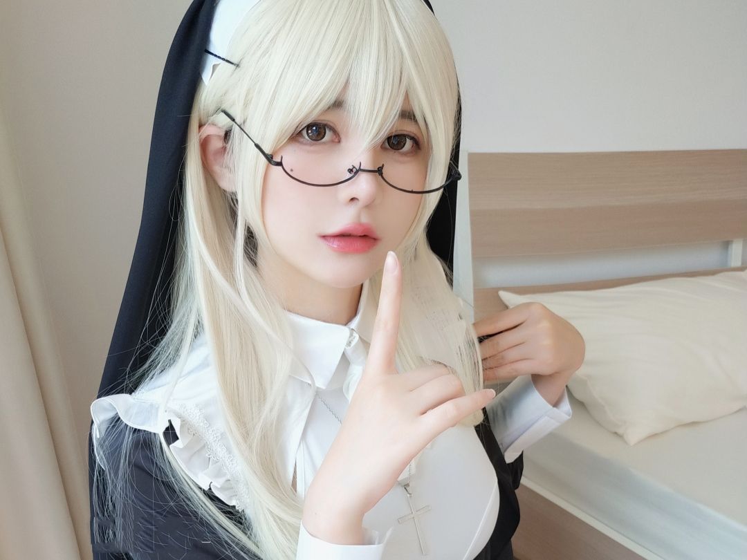 眼酱大魔王W写真图片集套图[105套][13.4GB]合集网盘下载