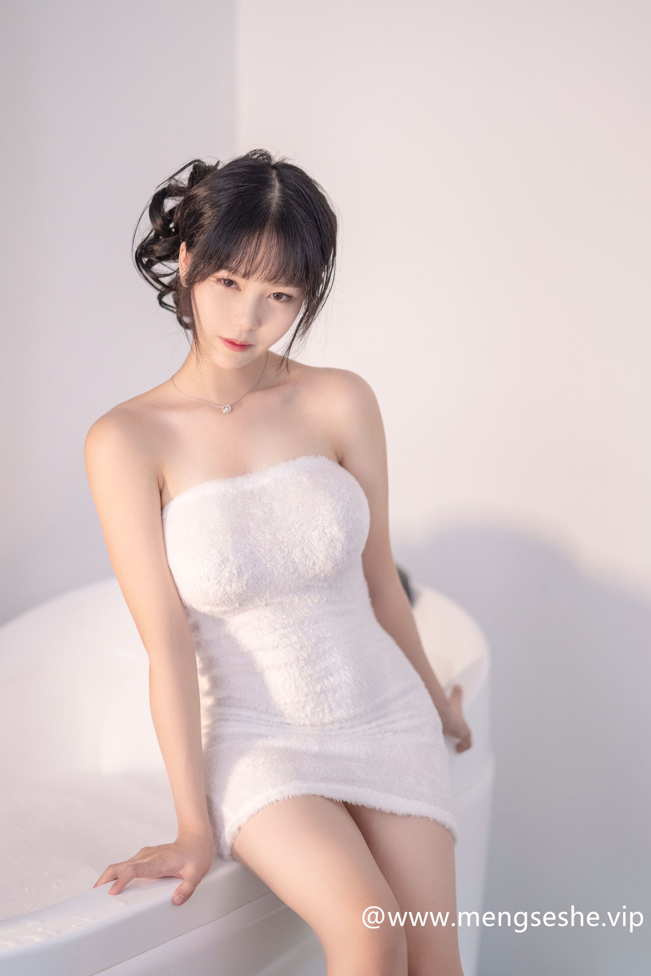 抖娘-利世写真图片集套图[278套][162.35G]合集网盘下载