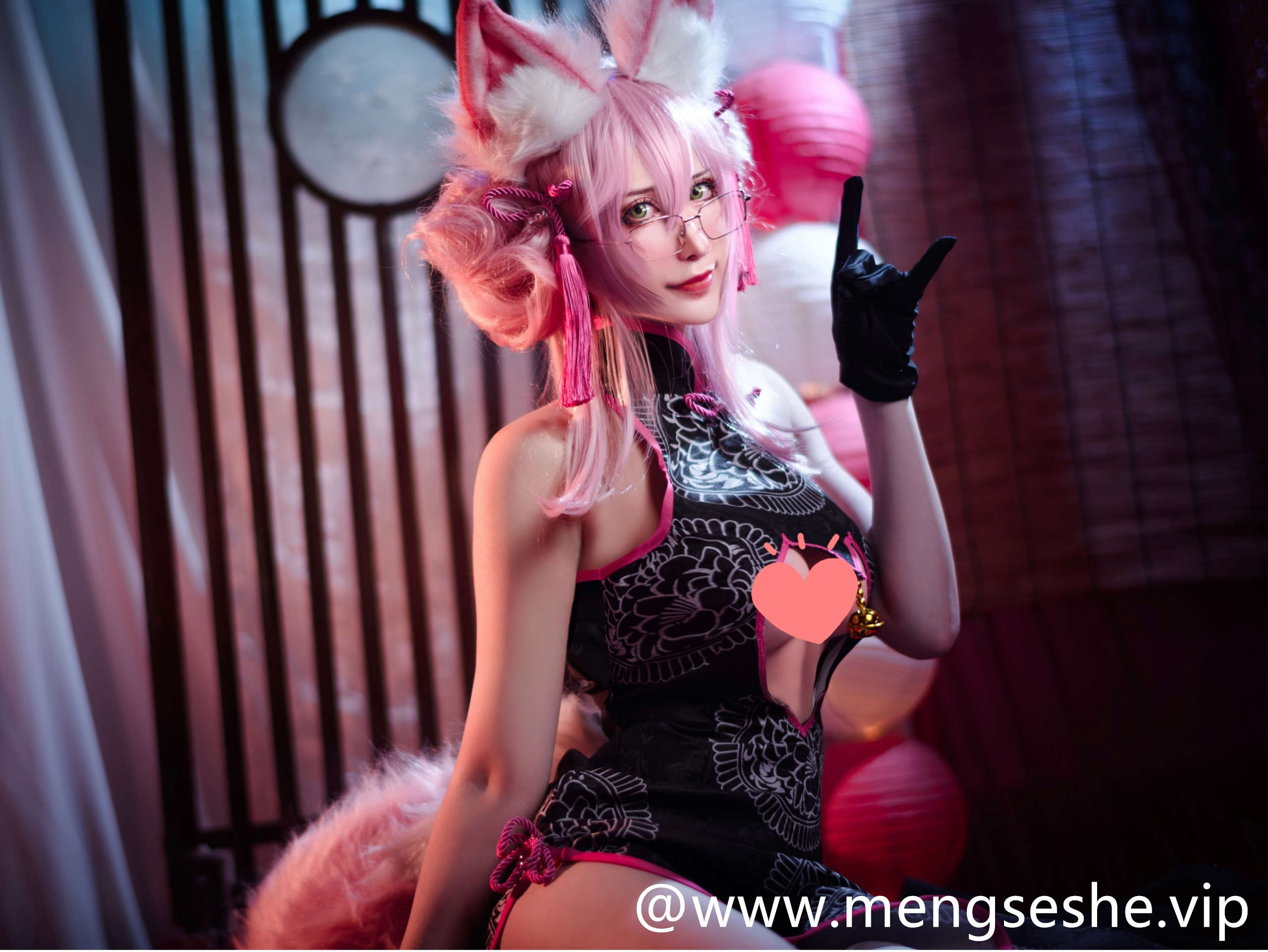 sakiiii翎柒cos柯杨斯卡娅后，从此开始异世界生活，最新图片包5套