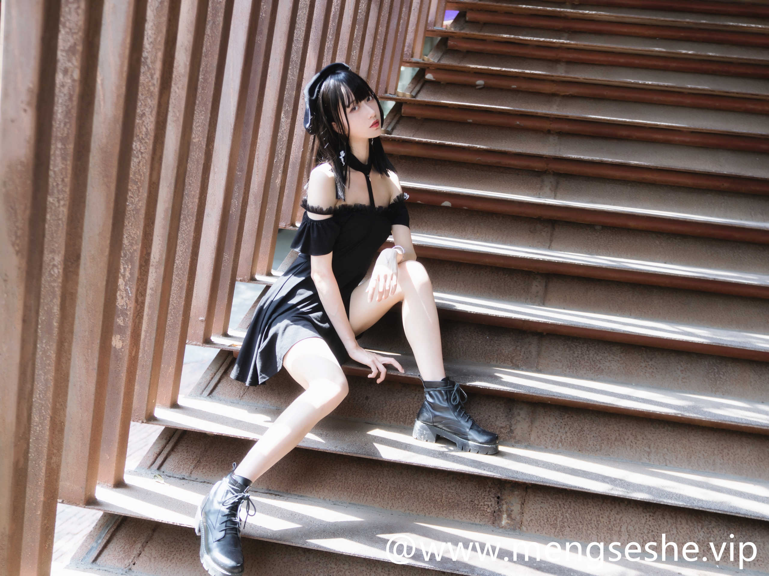 秀色掩今古，木绵绵OwO定要跨洋过海来见你，最新85套图片包下载