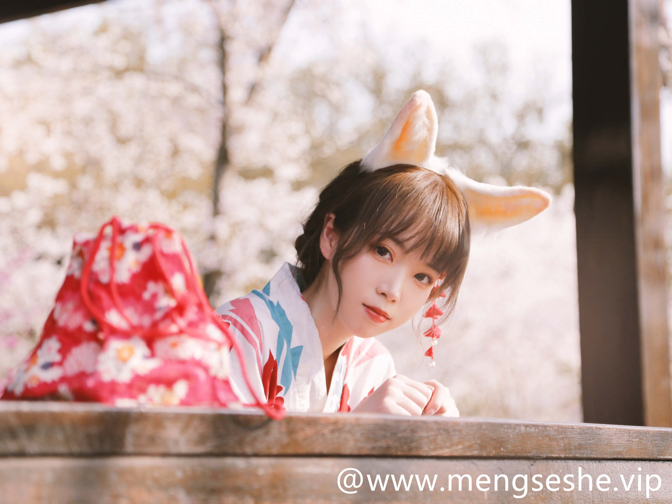 可御可萌的Fushii_海堂，近距离恋爱樱花兔兔，最新cos图集包18套下载