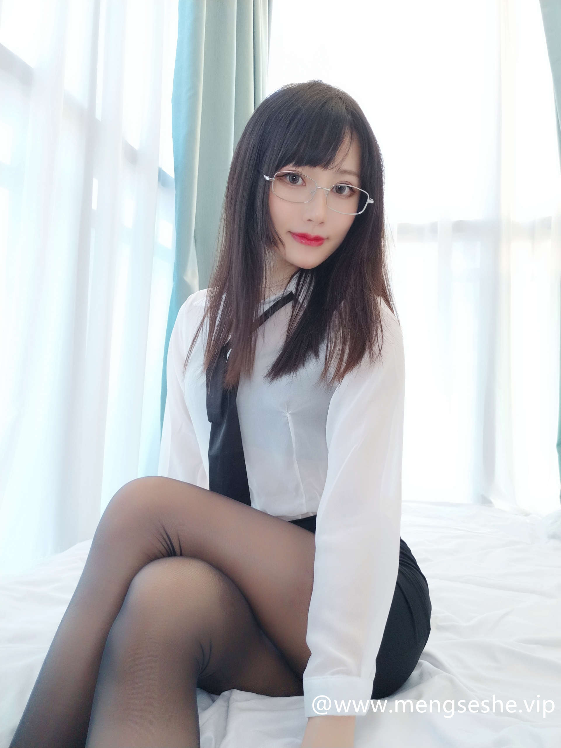 高冷御姐木之本果12套最新cos图片包下载